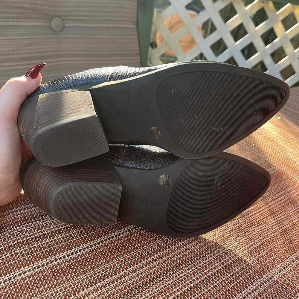 Lucky Brand Tabea Snake Print Booties | 7.5 | Leather